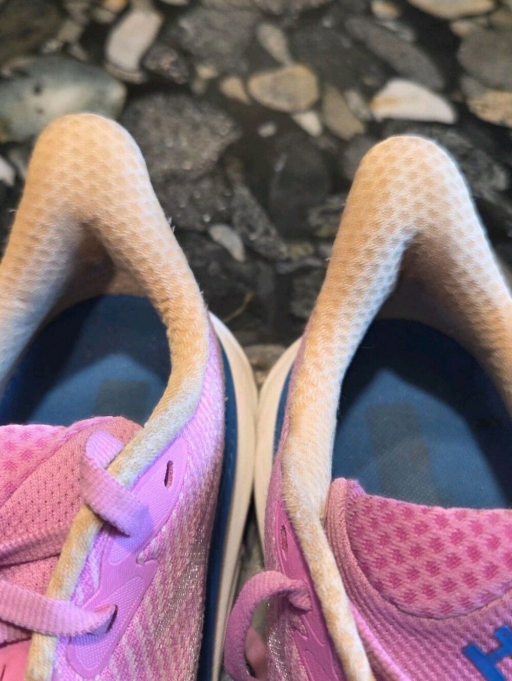 Hoka One One Clifton 9 Women's Running Shoes Blue Pink Sneakers Size 7.5 B - Picture 10 of 10
